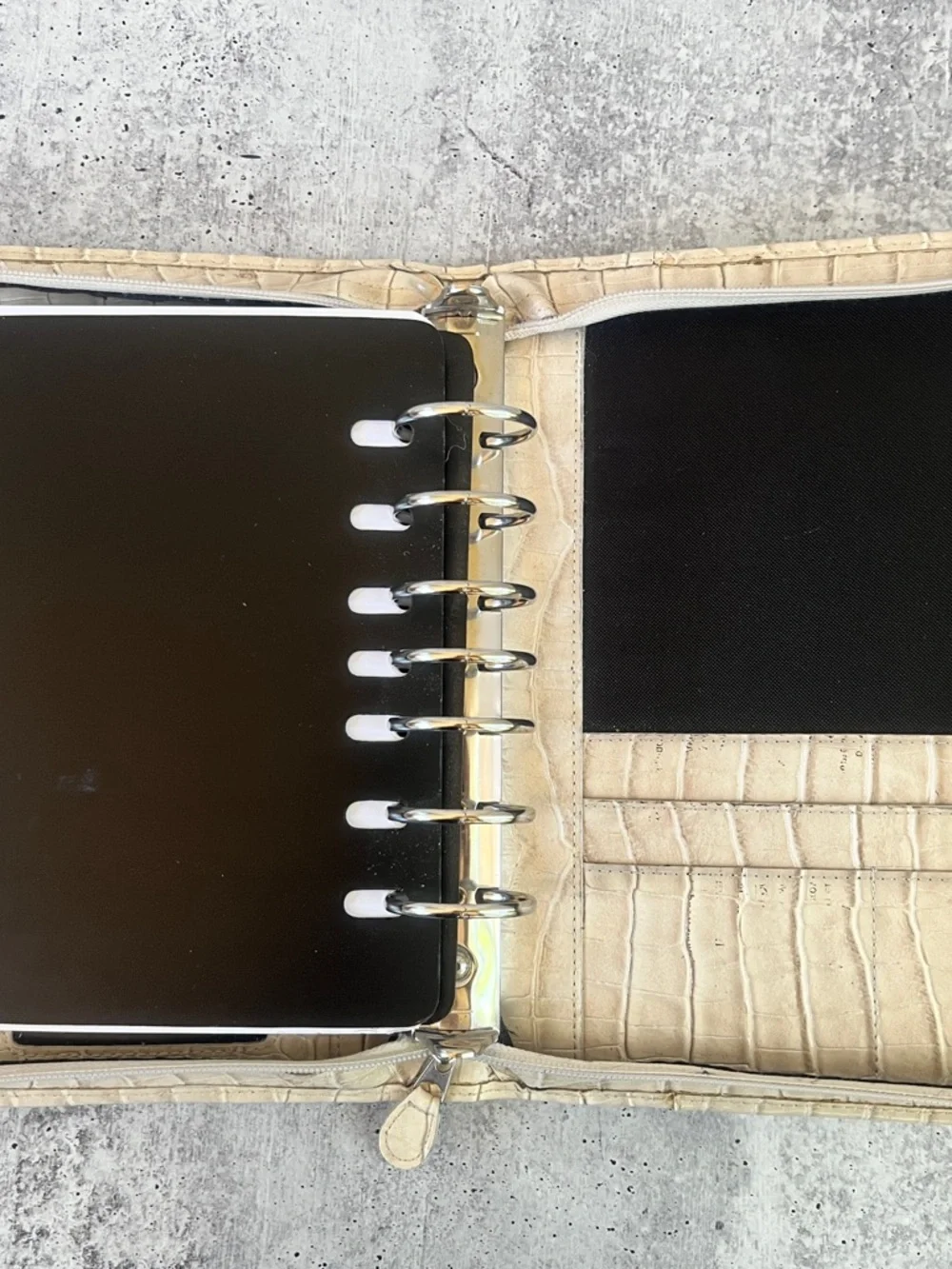 Franklin Covey Cream Faux Croc-Embossed Leather Zipper Binder